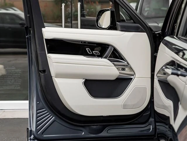 2026 Land Rover Range Rover SE LWB (L460), 12/20