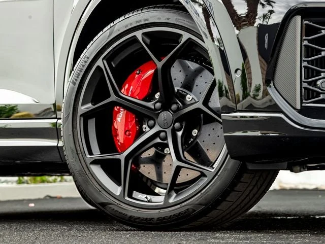 2026 Audi RS Q8 performance (4M), 11/20