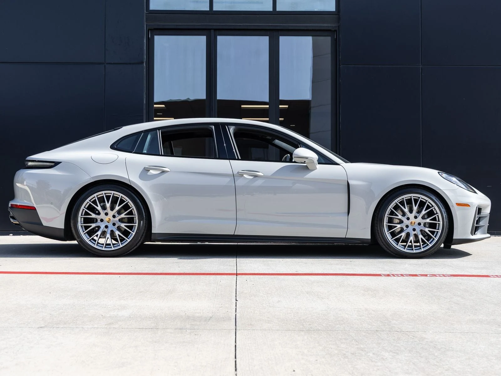 2026 Porsche Panamera 4 (976), 12/20