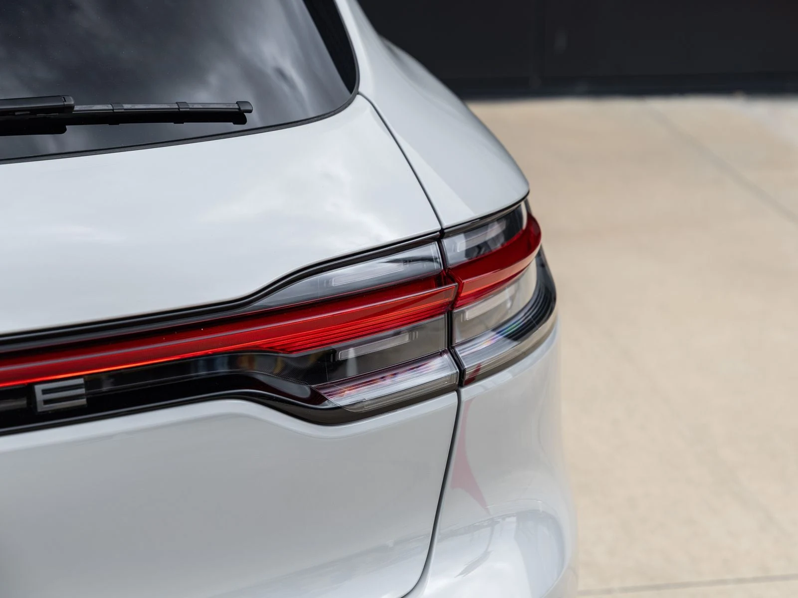 2026 Porsche Macan T (95B), 14/20