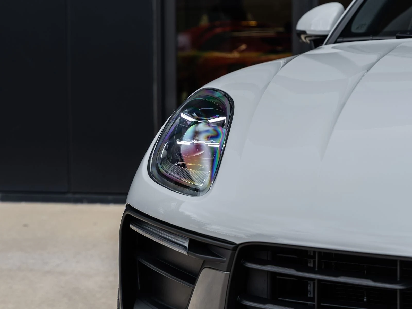 2026 Porsche Macan T (95B), 19/20