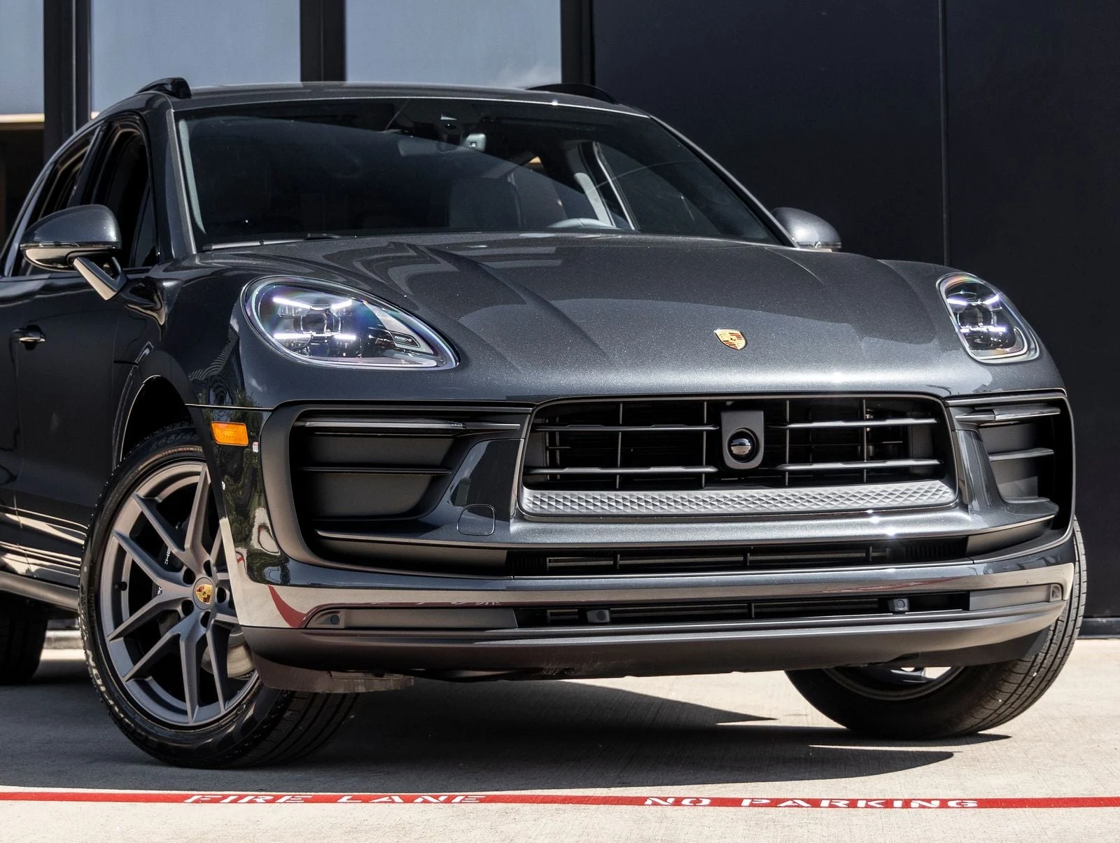 2026 Porsche Macan (95B), 9/20