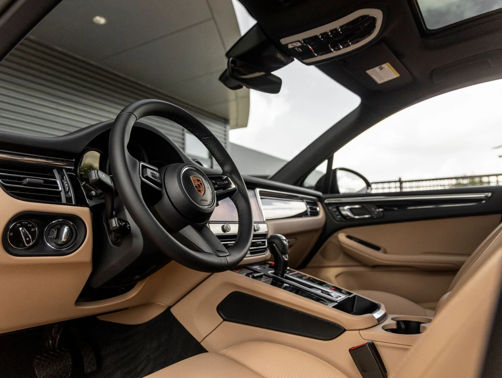 2026 Porsche Macan (95B), 4/20