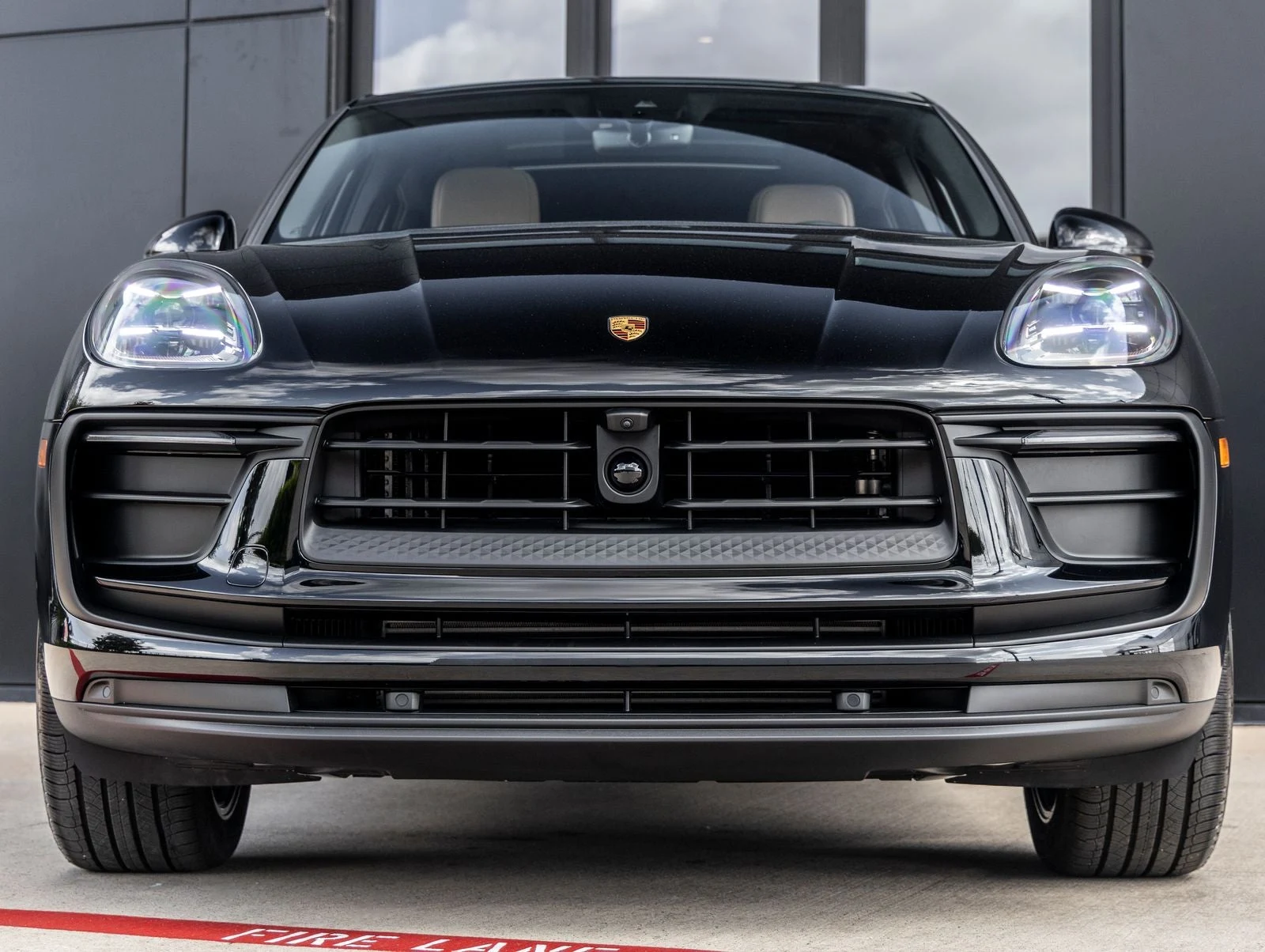 2026 Porsche Macan (95B), 8/20