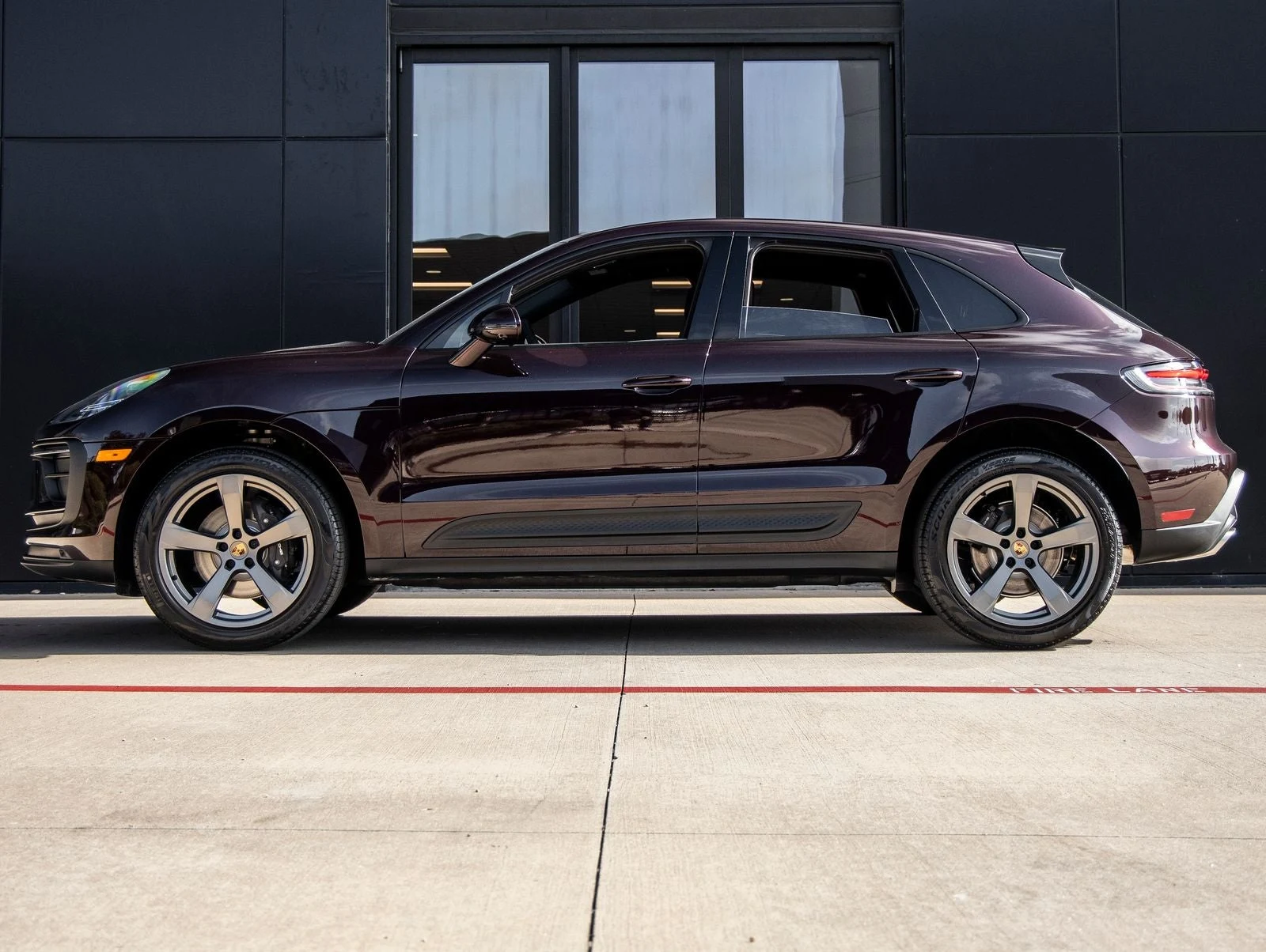 2026 Porsche Macan (95B), 2/20