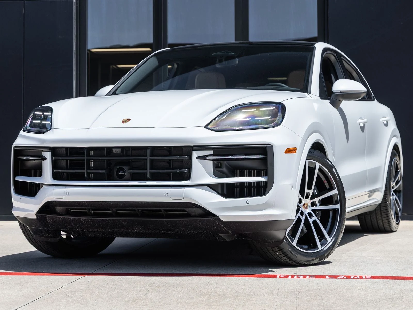 Porsche Cayenne Coupé (3rd Generation) · Carrara White Metallic · Indigo Auto Group