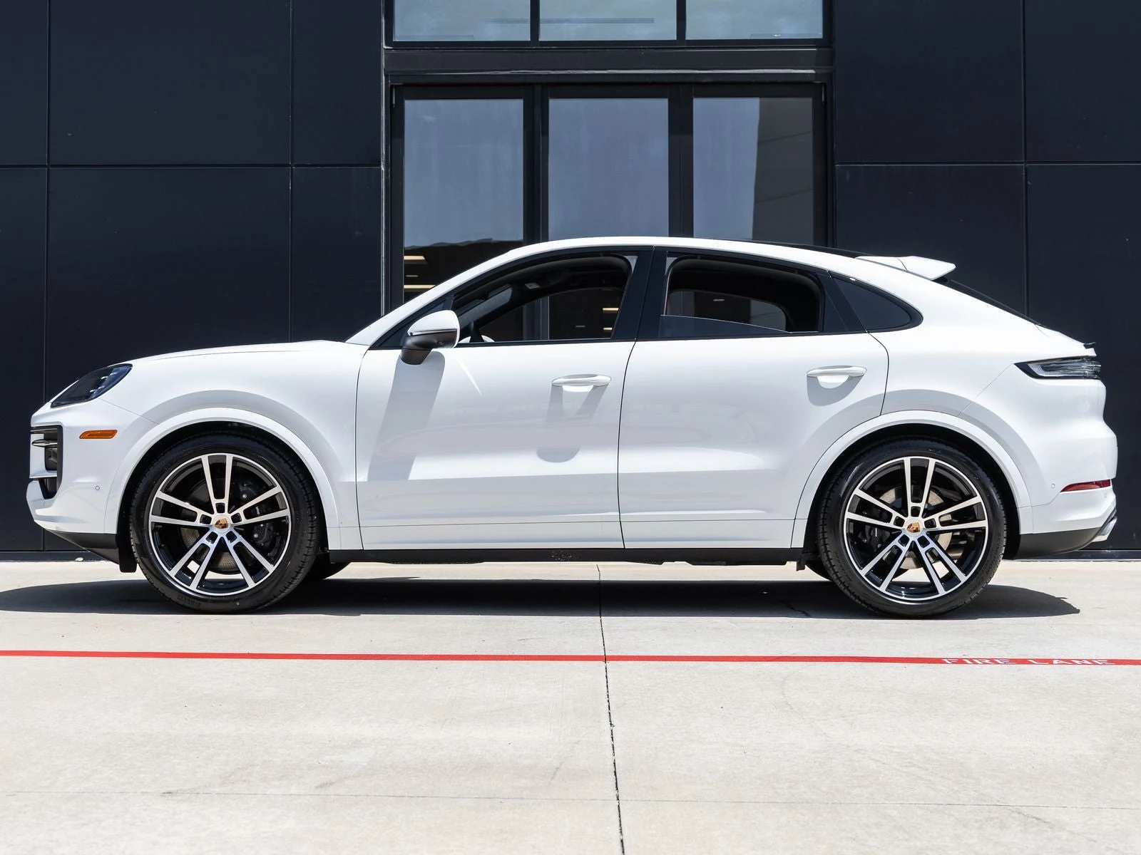 2026 Porsche Cayenne Coupé (3rd Generation), 2/20
