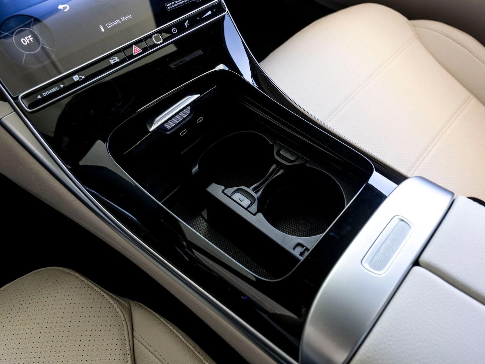 2026 Mercedes-Benz C 300 (W206), 18/20