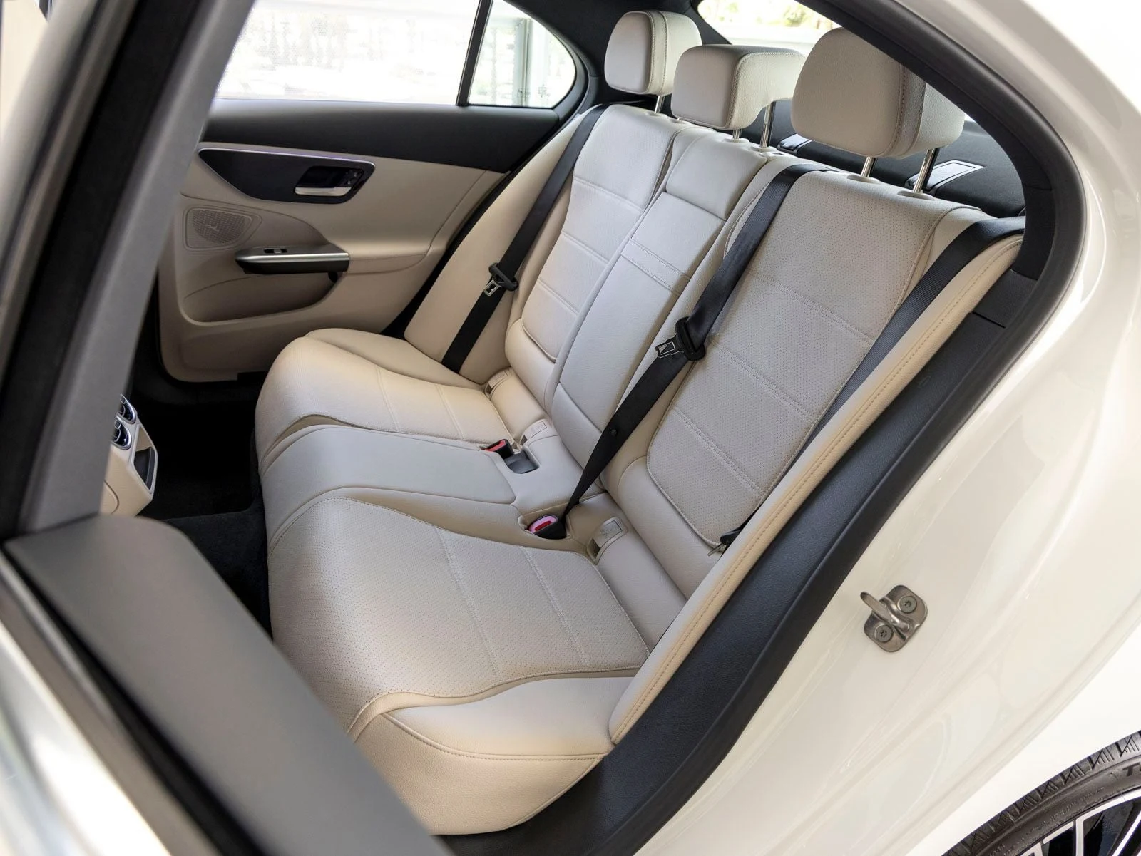 2026 Mercedes-Benz C 300 4MATIC (W206), 19/20