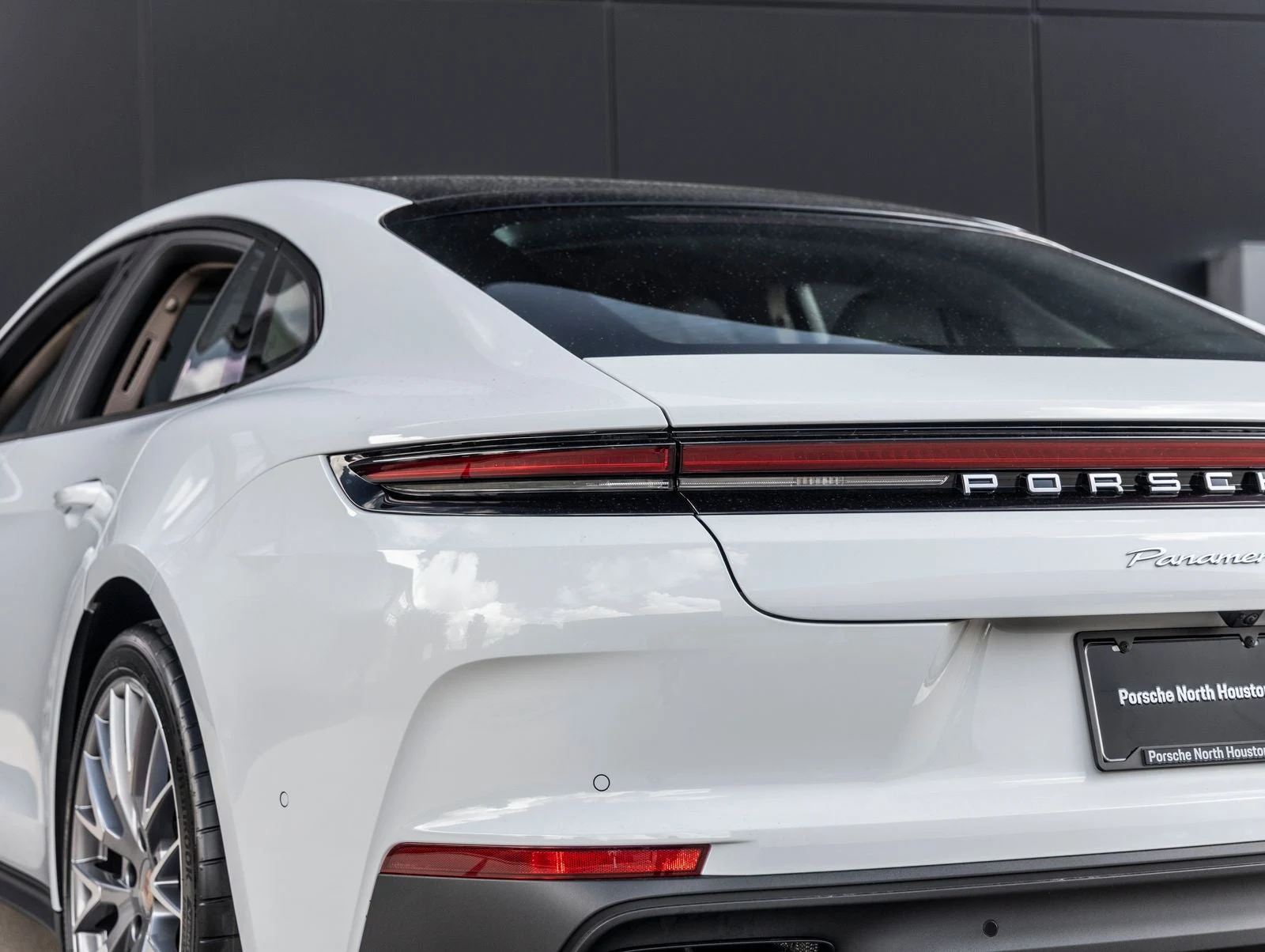 2026 Porsche Panamera (976), 14/20
