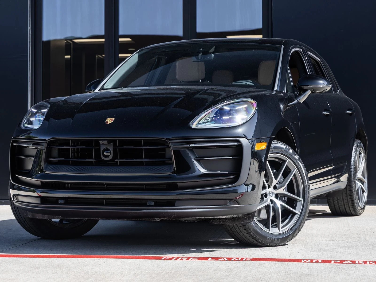 Porsche Macan (95B) · black · Indigo Auto Group