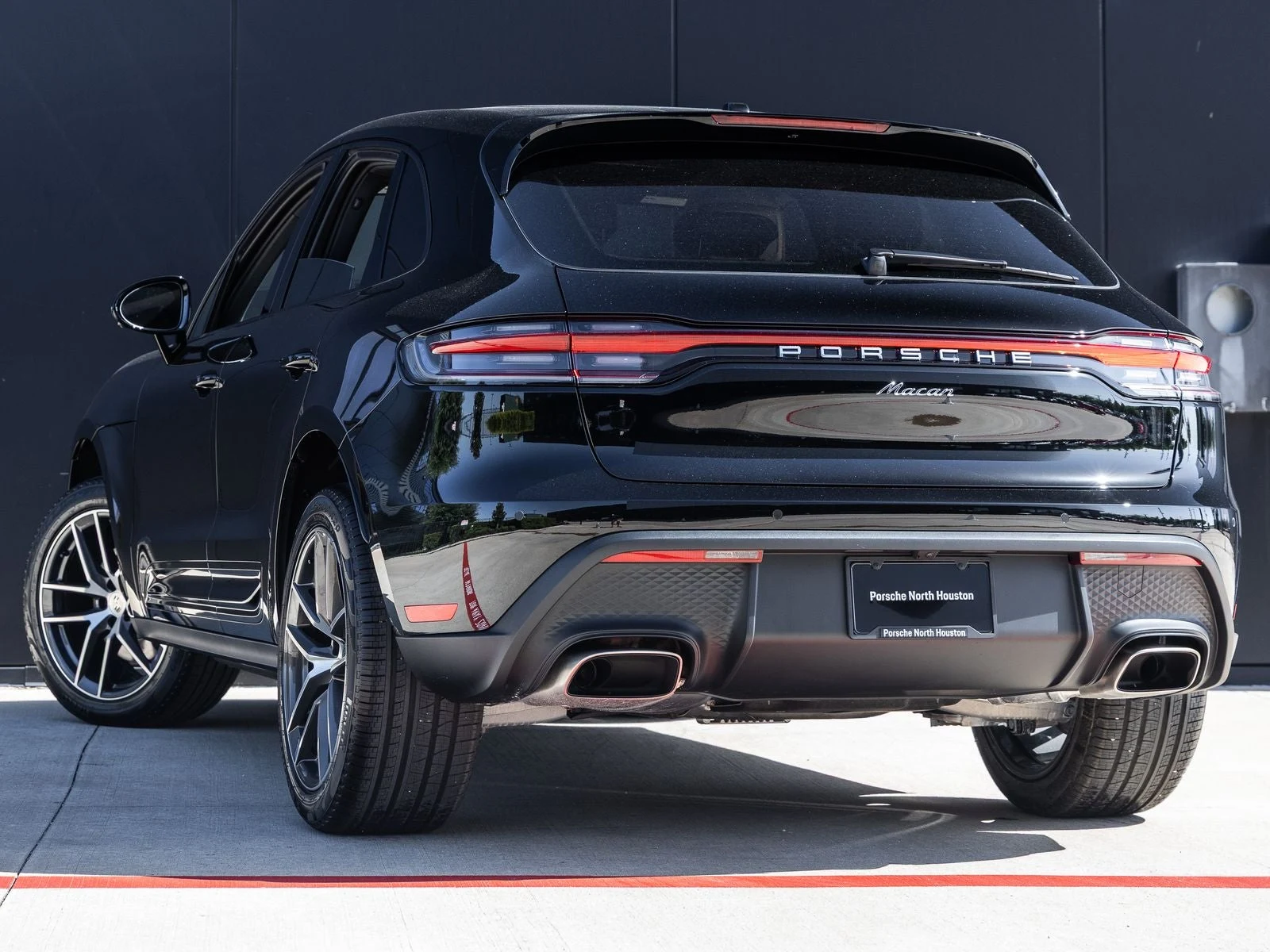 2026 Porsche Macan (95B), 3/20