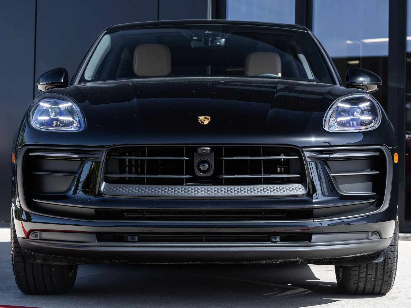 2026 Porsche Macan (95B), 8/20