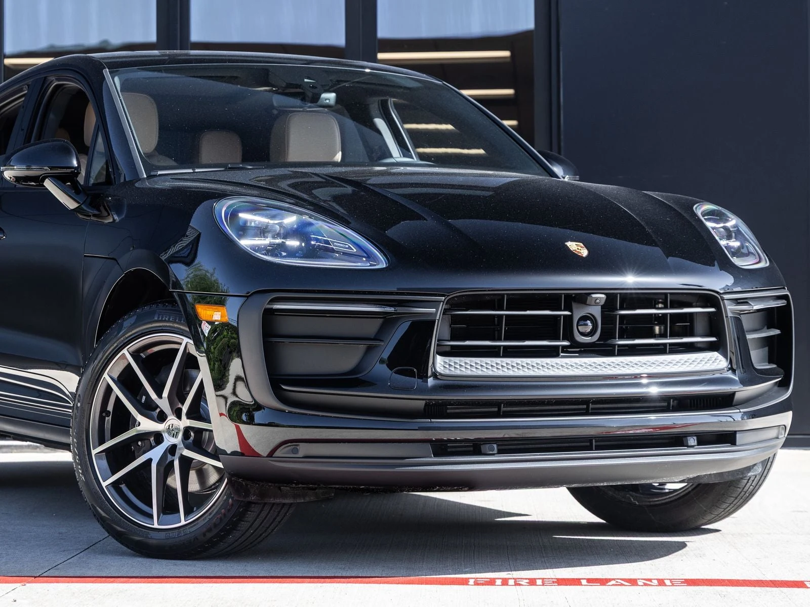 2026 Porsche Macan (95B), 9/20