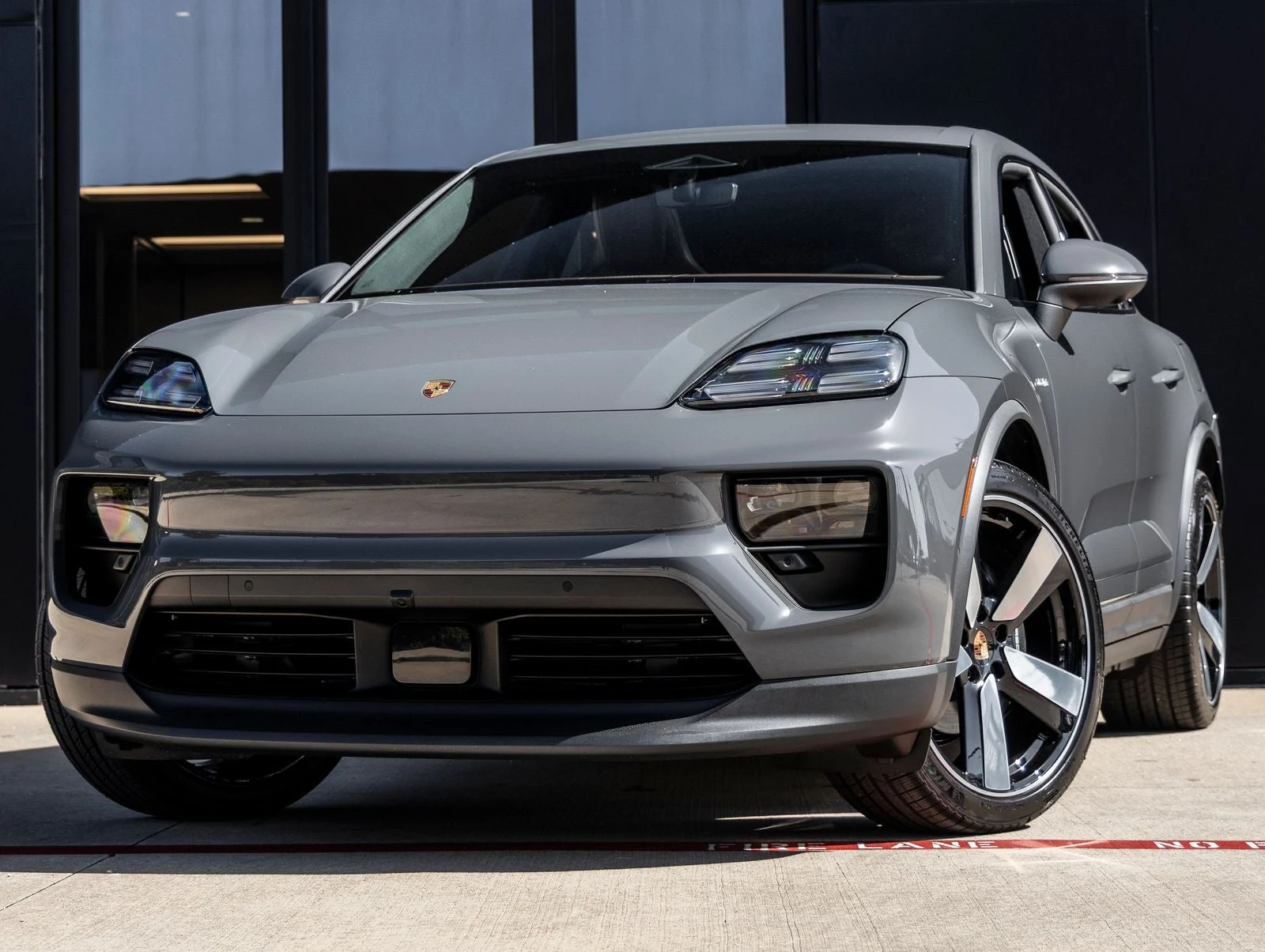 Porsche Macan Electric (XAB) · Slate Grey Neo · Indigo Auto Group