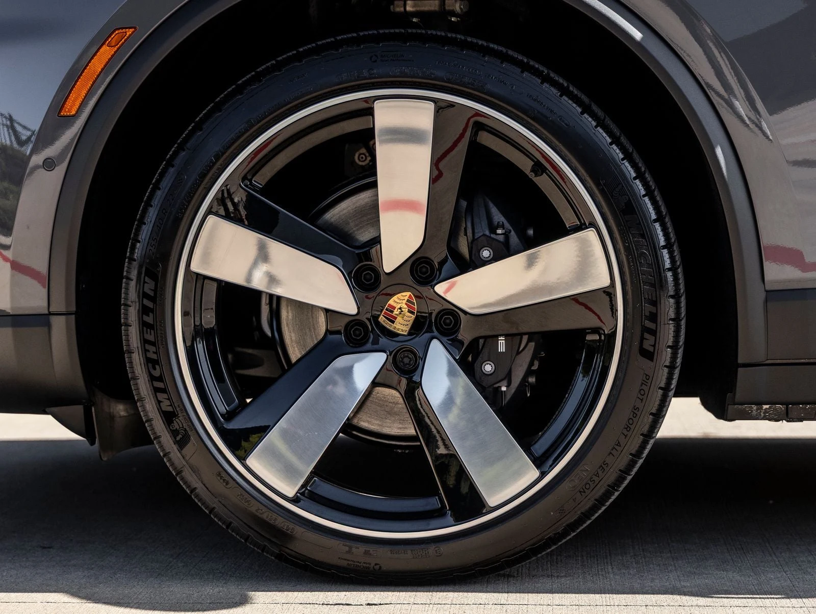 2026 Porsche Macan Electric (XAB), 14/20