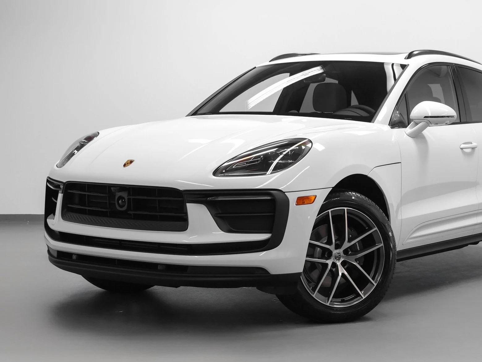 2026 Porsche Macan (95B), 6/20