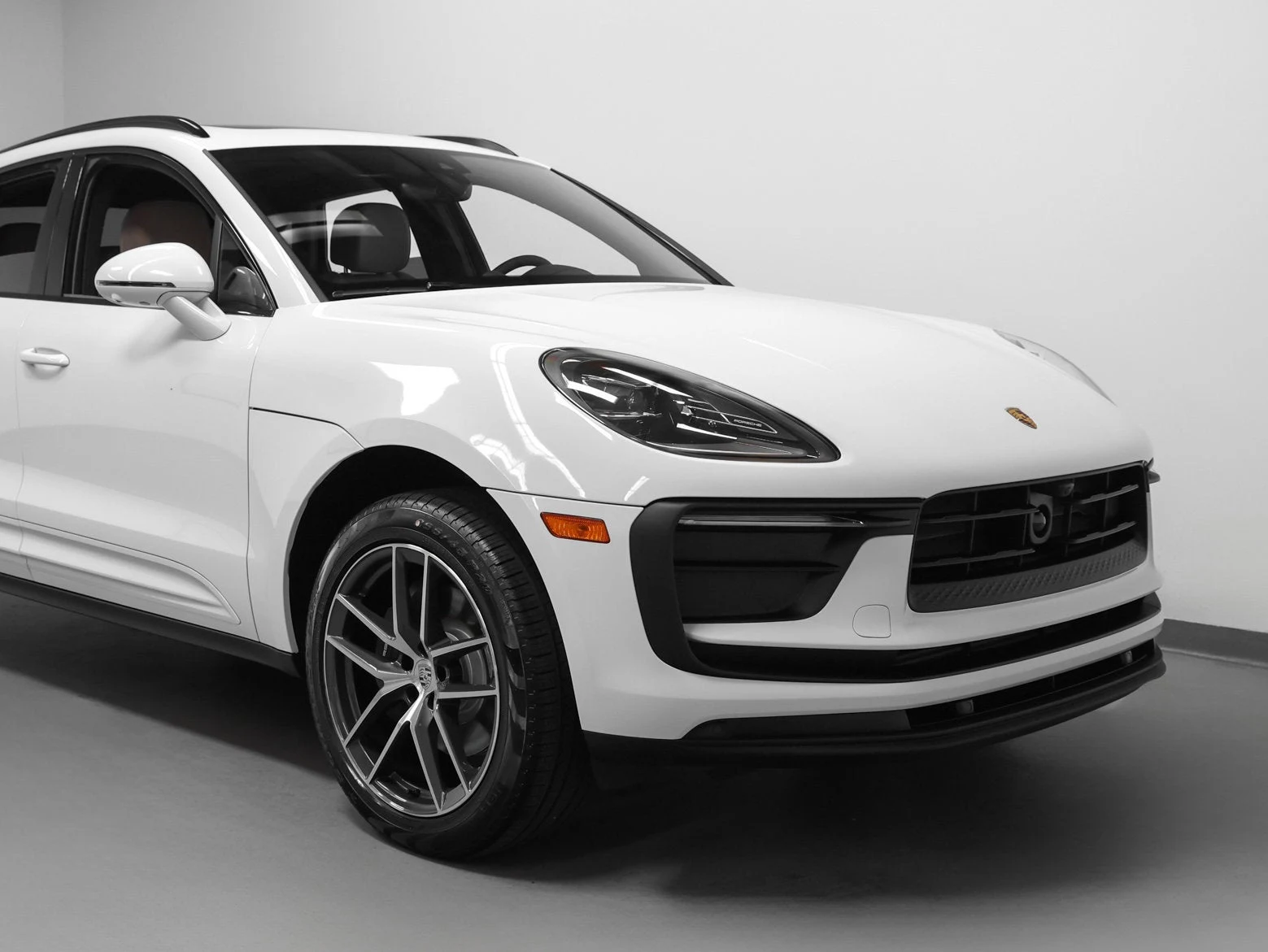 2026 Porsche Macan (95B), 8/20