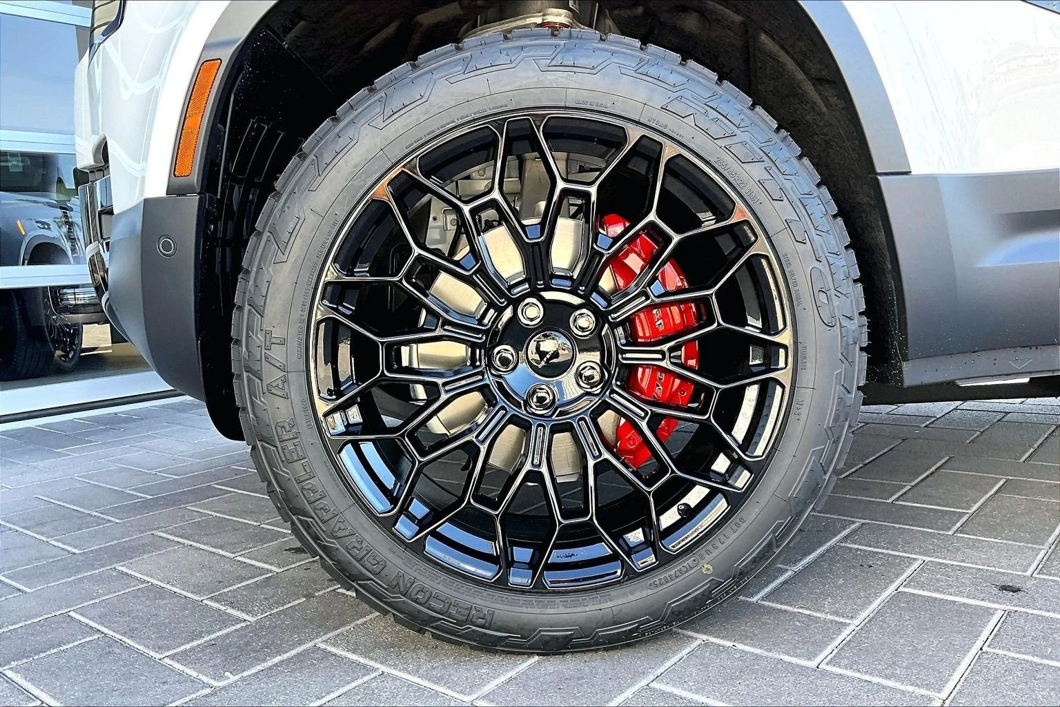 2026 Land Rover Defender 110 S (L663), 12/14