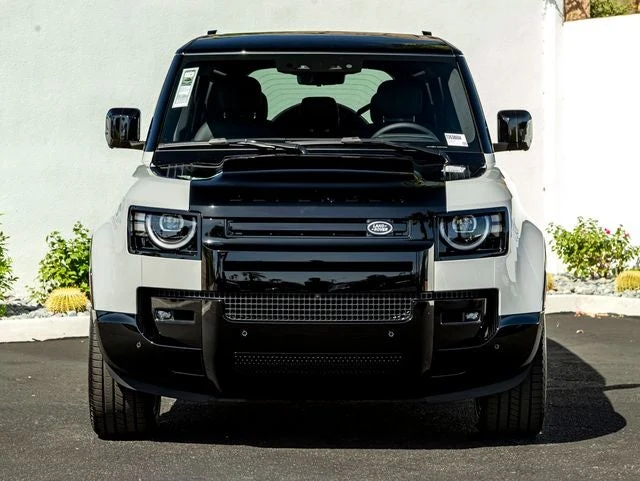 2026 Land Rover Defender 110 X (L663), 3/20