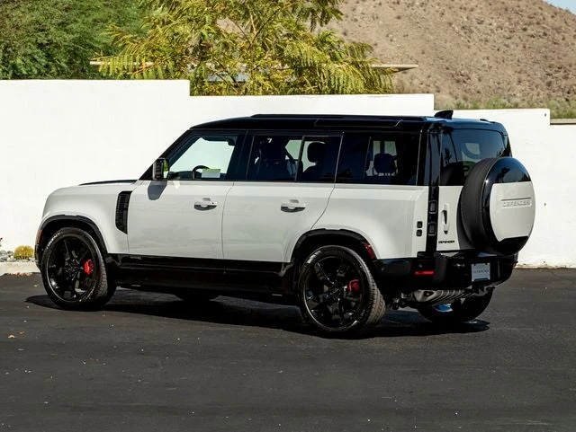 2026 Land Rover Defender 110 X (L663), 9/20