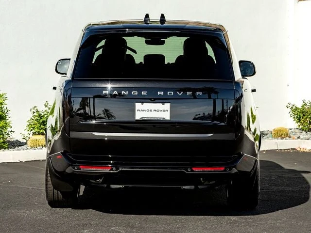 2026 Land Rover Range Rover SE (L460), 8/20