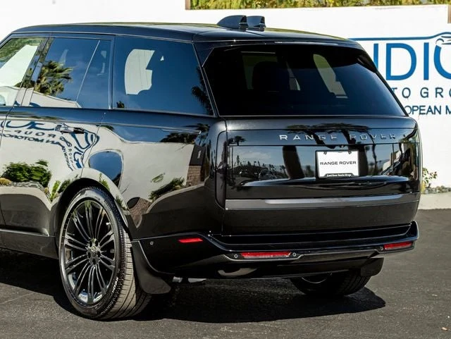 2026 Land Rover Range Rover SE (L460), 10/20