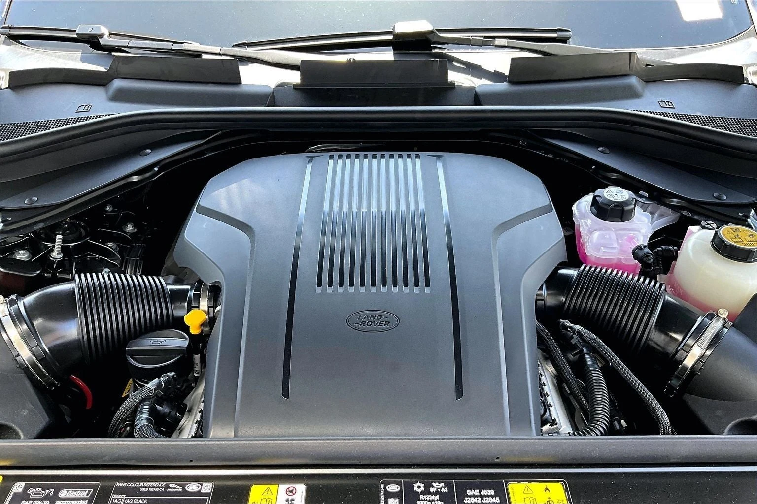 2026 Land Rover Range Rover SE LWB (L460), 11/14