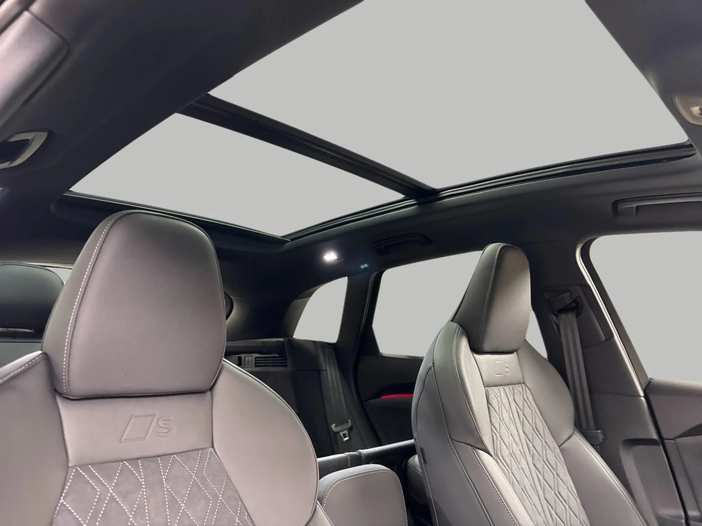 2026 Audi SQ5 Premium Plus quattro (GU), 16/20