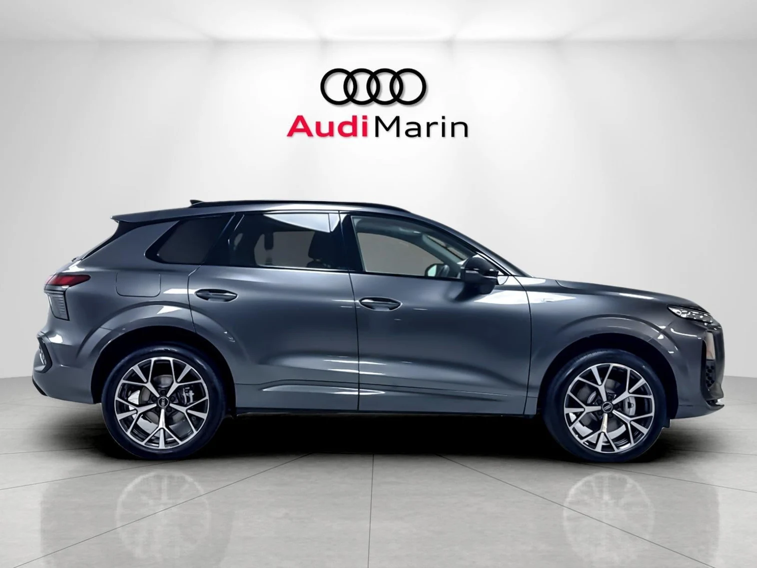 2026 Audi Q3 S line (FJ), 6/20