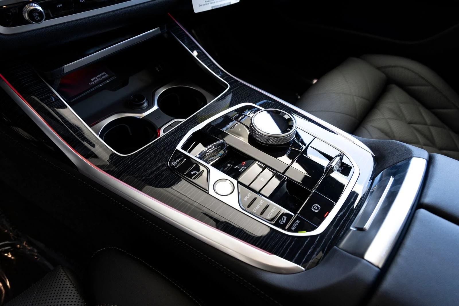 2027 BMW X7 xDrive40i (G07), 18/20