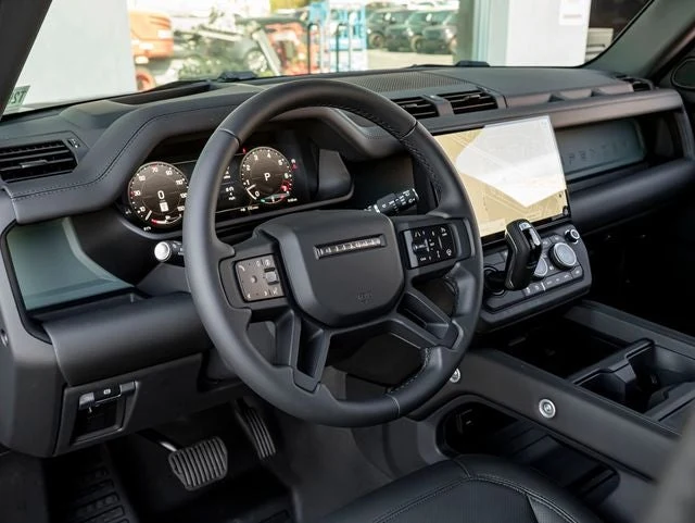2026 Land Rover Defender 110 Trophy Edition Keswick (L663), 19/20