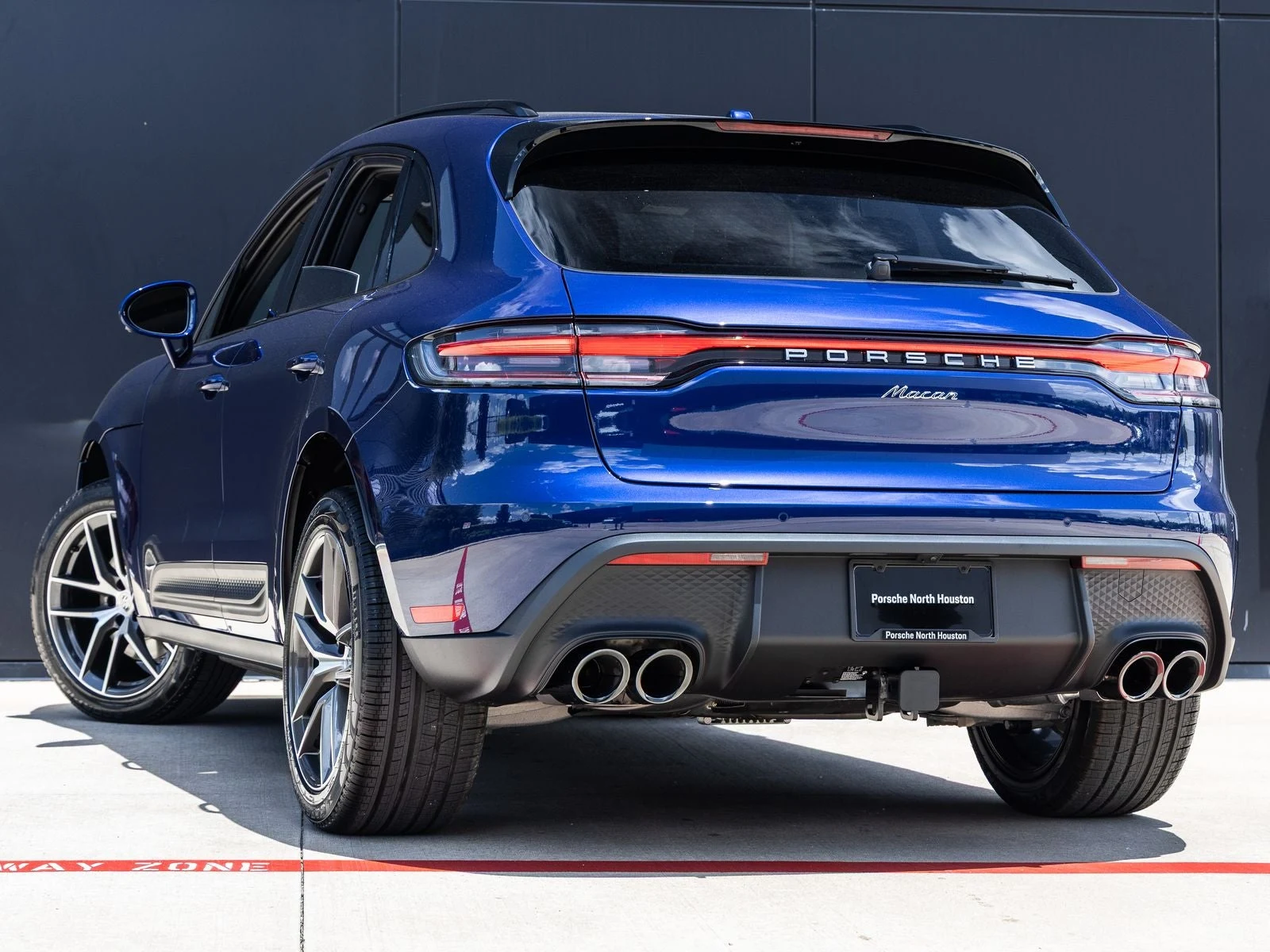 2026 Porsche Macan (95B), 3/20