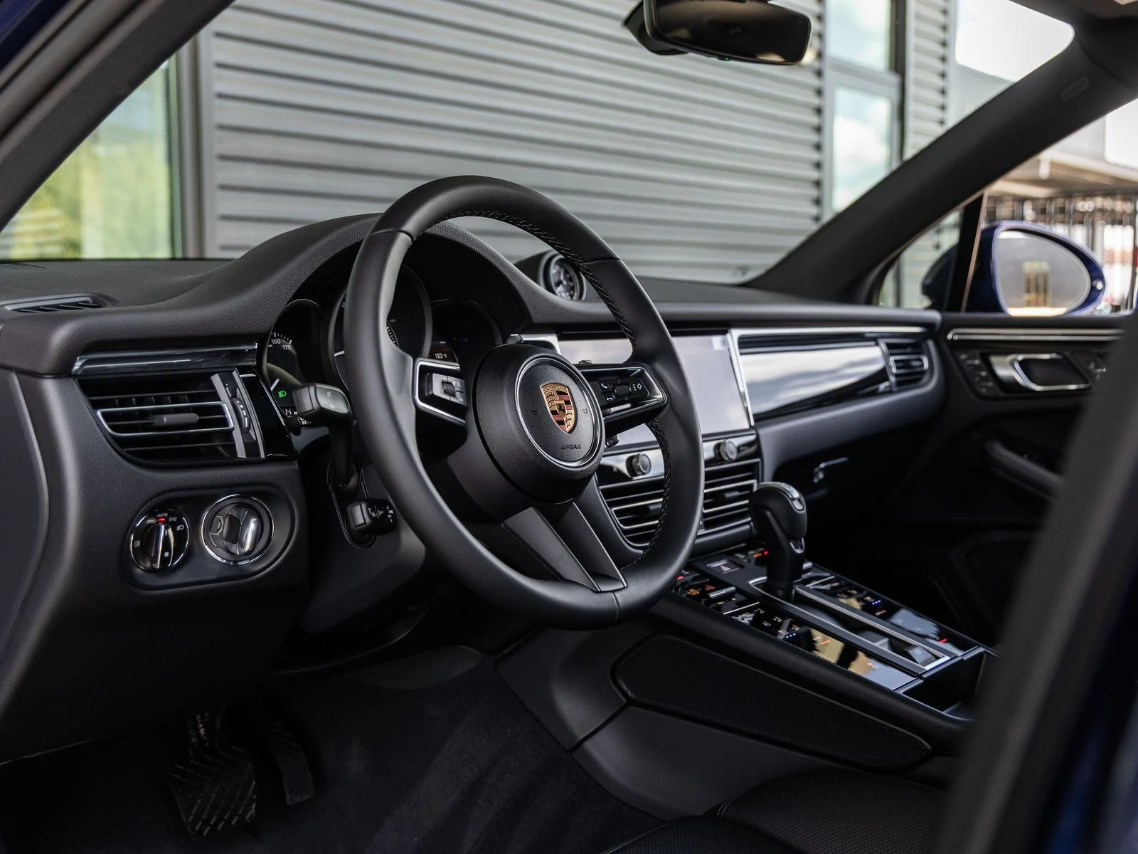 2026 Porsche Macan (95B), 4/20