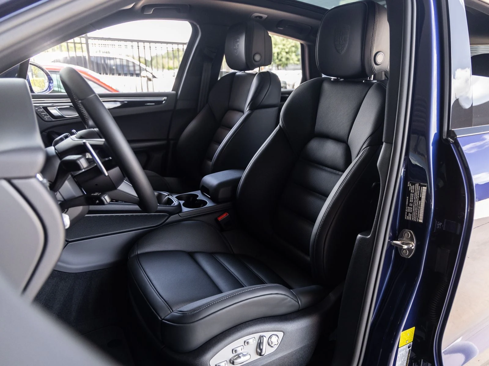 2026 Porsche Macan (95B), 5/20