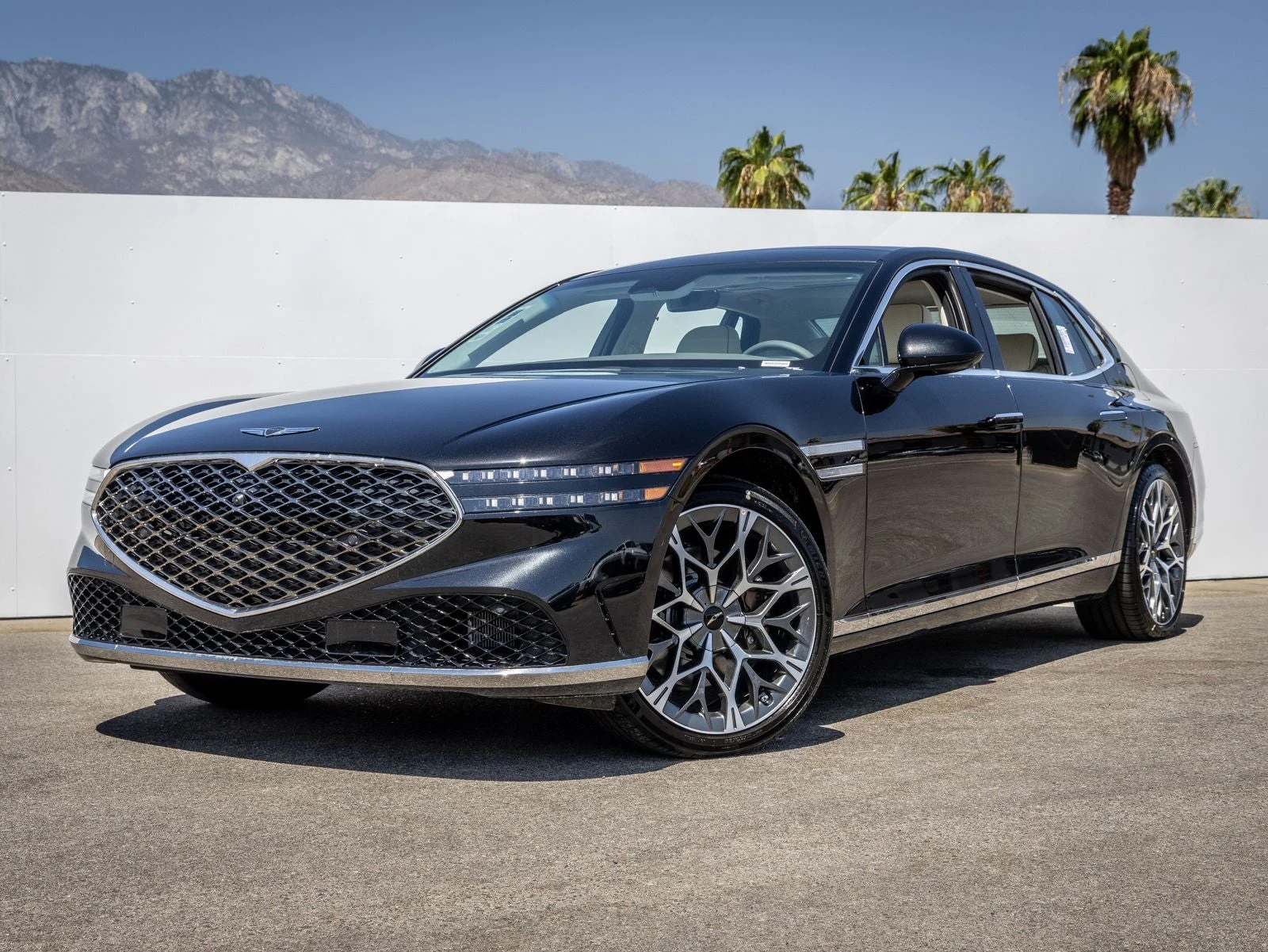 Genesis G90 3.5T e-SC (RS4) · Vik Black · Indigo Auto Group