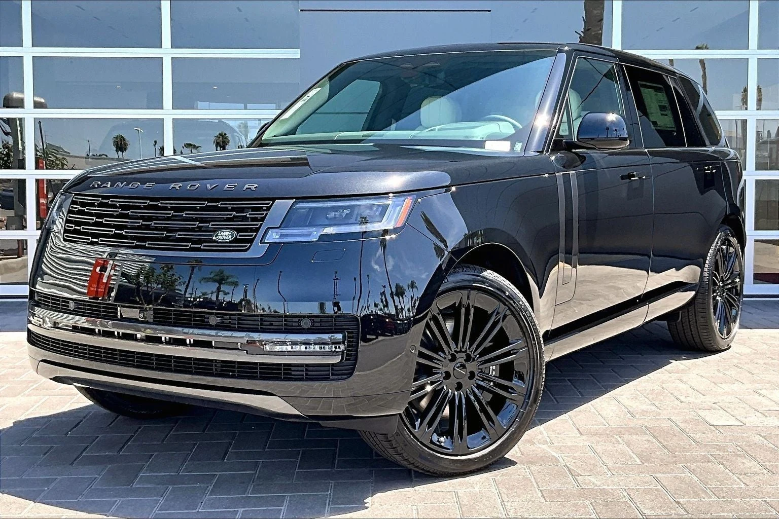 Land Rover Range Rover SE LWB (L460) · Santorini Black · Indigo Auto Group