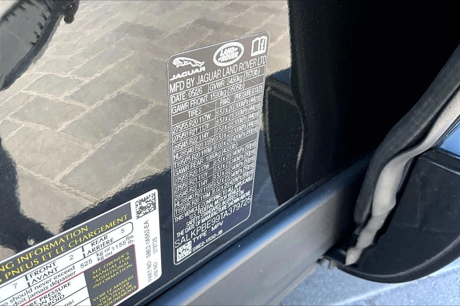 2026 Land Rover Range Rover SE LWB (L460), 14/15