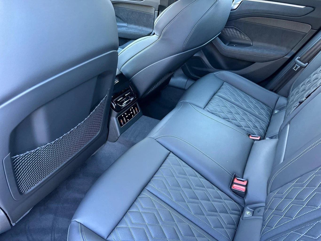 2026 Audi A6 Prestige quattro (C9), 11/20
