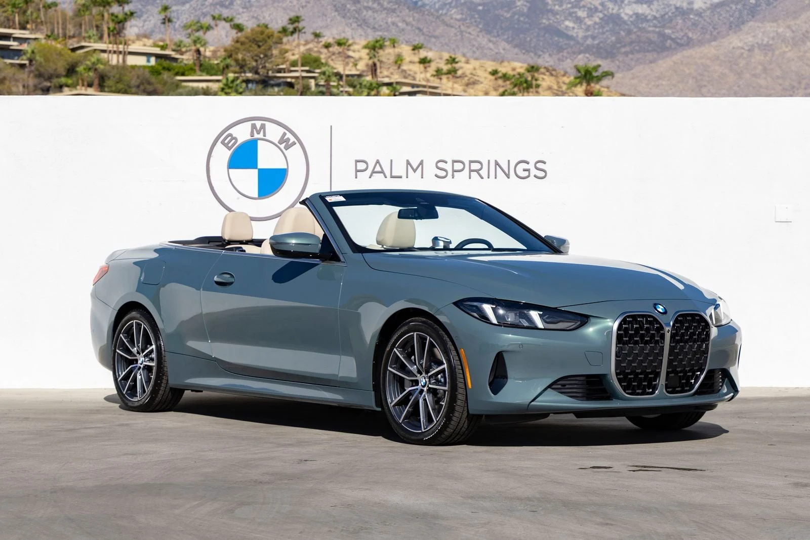 2027 BMW 430i Convertible (G23), 2/20