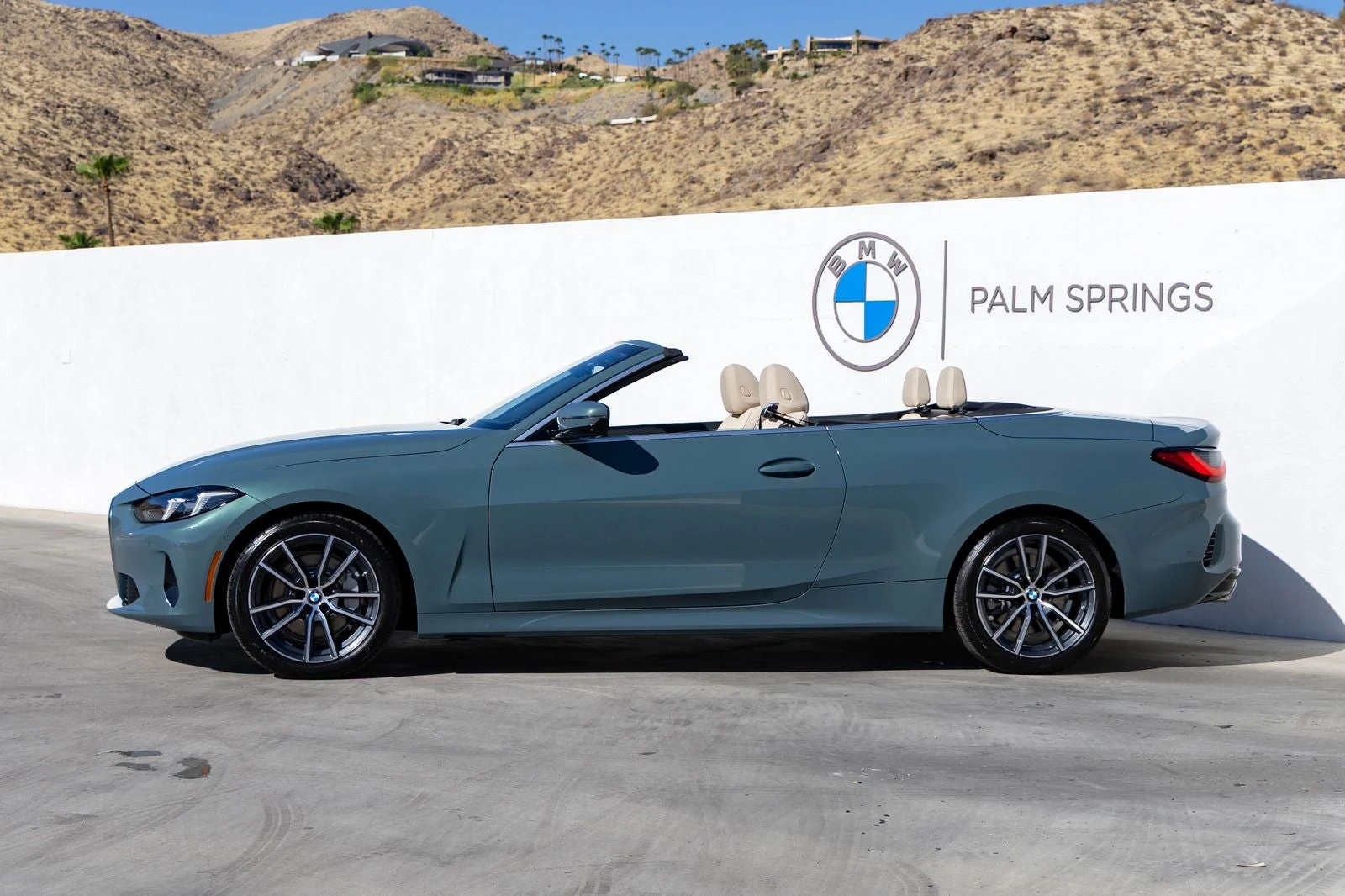 2027 BMW 430i Convertible (G23), 3/20