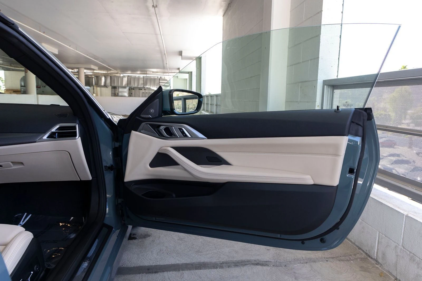 2027 BMW 430i Convertible (G23), 20/20