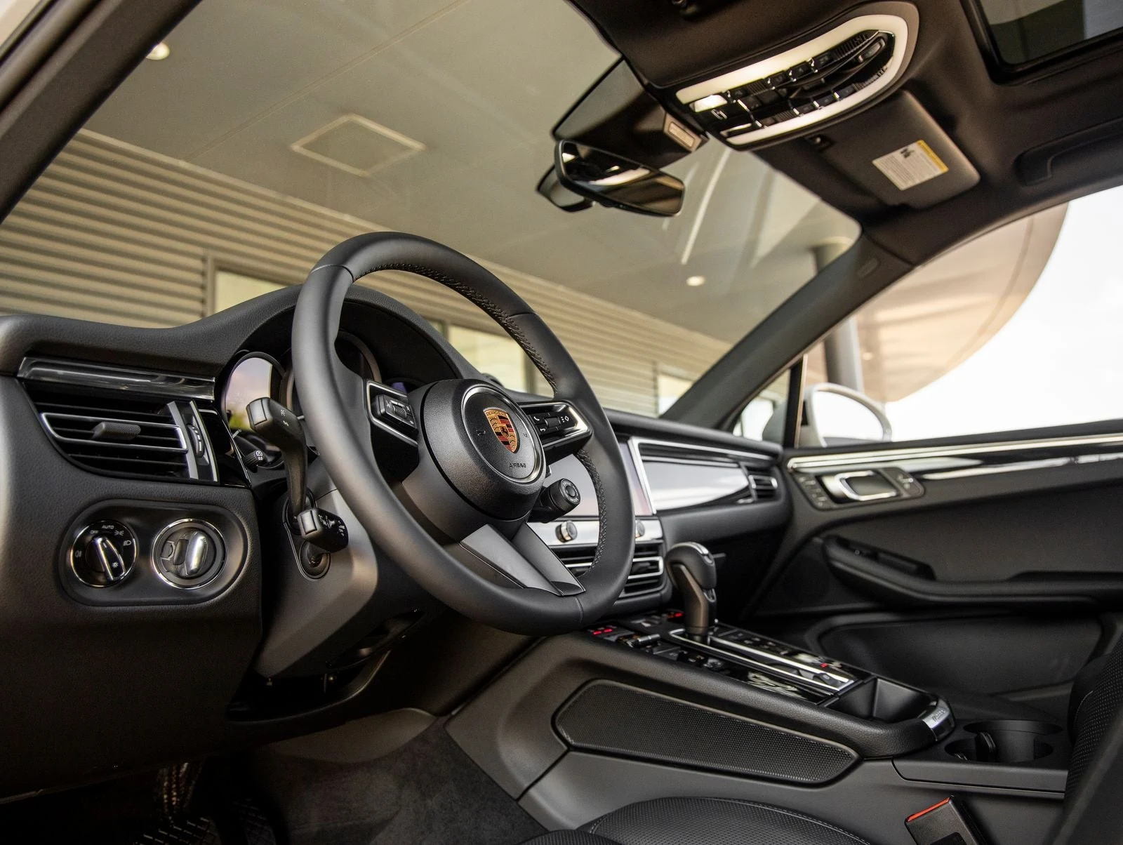 2026 Porsche Macan S (95B), 4/20