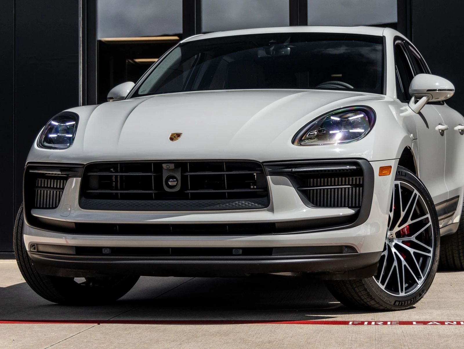 2026 Porsche Macan S (95B), 7/20