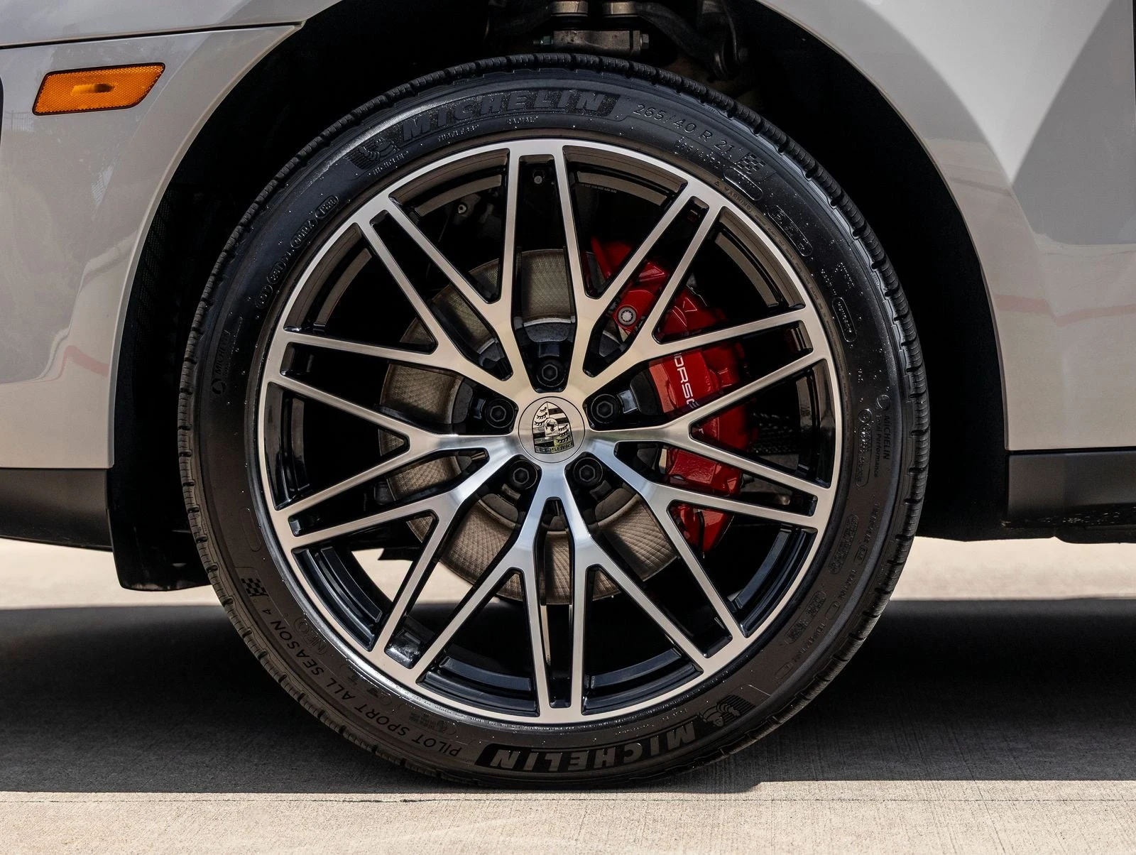 2026 Porsche Macan S (95B), 15/20