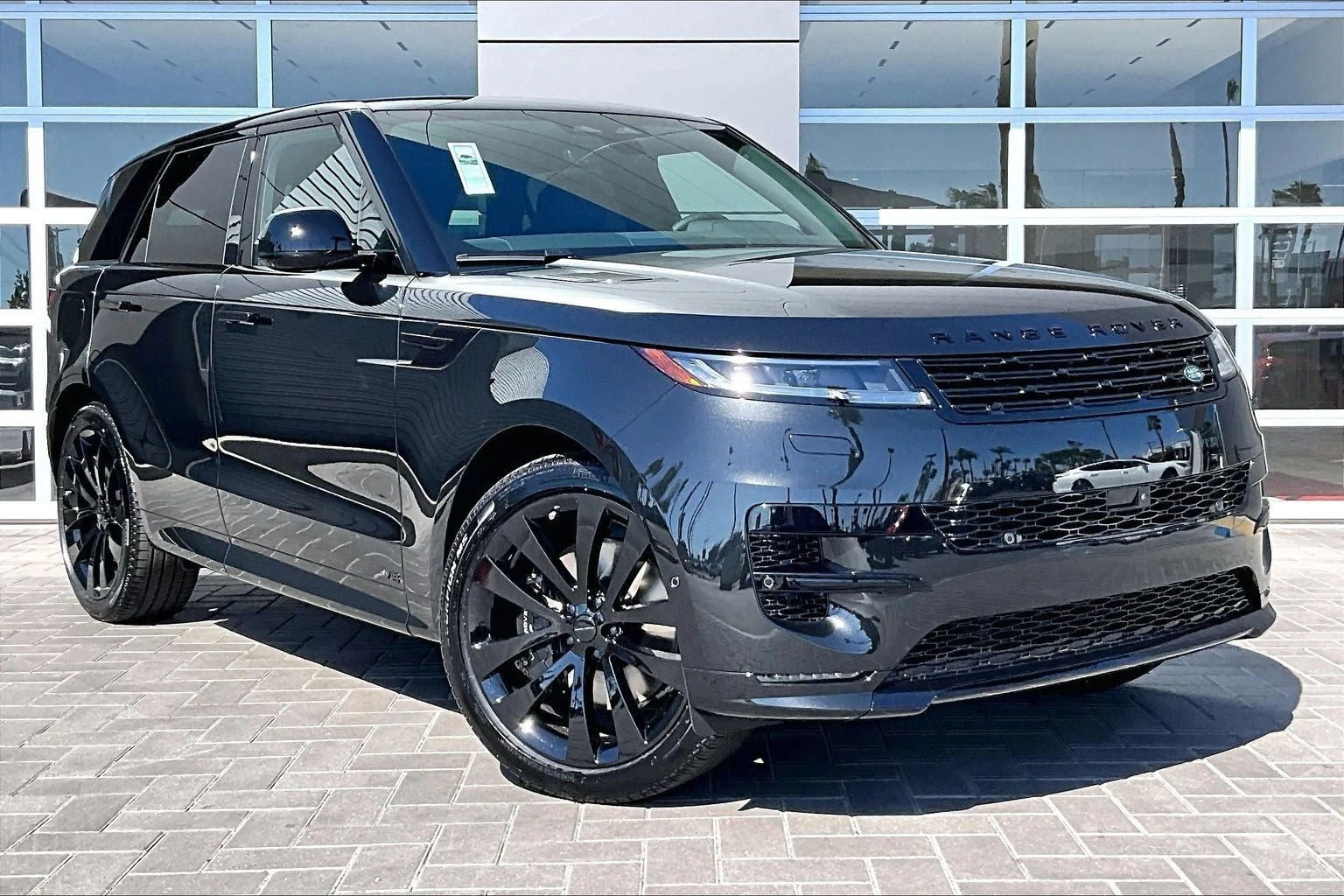 2026 Land Rover Range Rover Sport Dynamic SE (L461), 2/14