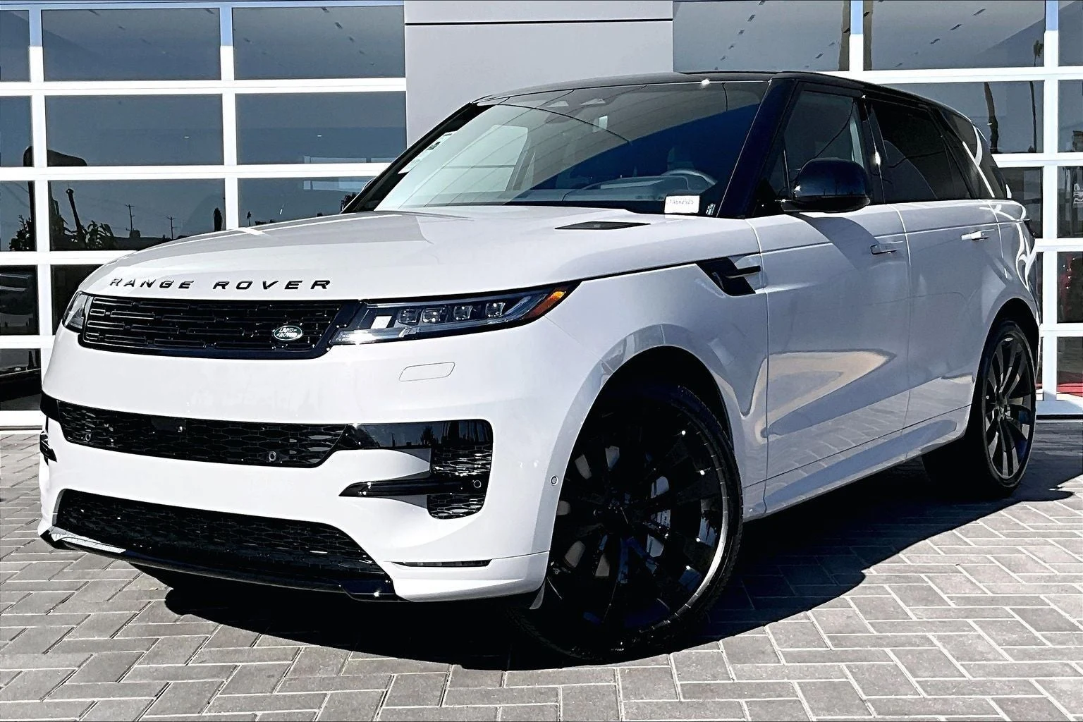 Land Rover Range Rover Sport Dynamic SE (L461) · Borasco Grey Metallic · Indigo Auto Group