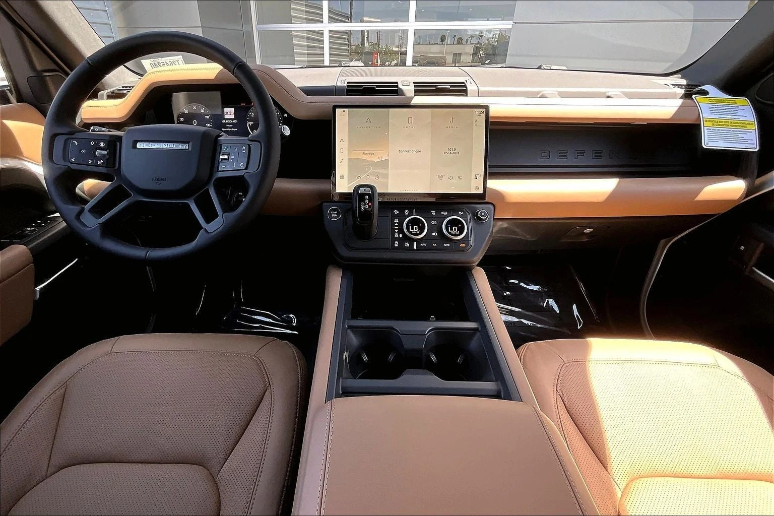 2026 Land Rover Defender 110 X-Dynamic SE (L663), 5/14