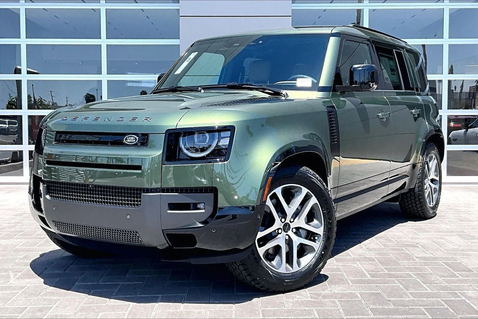 Land Rover Defender 110 X-Dynamic SE (L663) · Woolstone Green Metallic · Indigo Auto Group