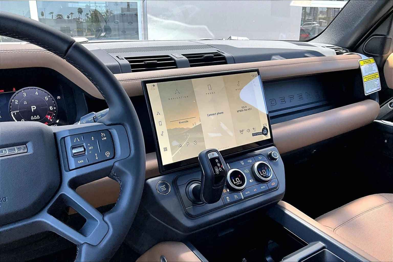 2026 Land Rover Defender 110 X-Dynamic SE (L663), 7/14
